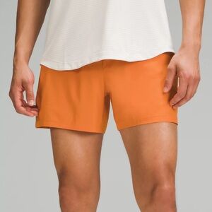 Lululemon Pace Breaker Linerless 5-inch inseam (Tiger Orange)